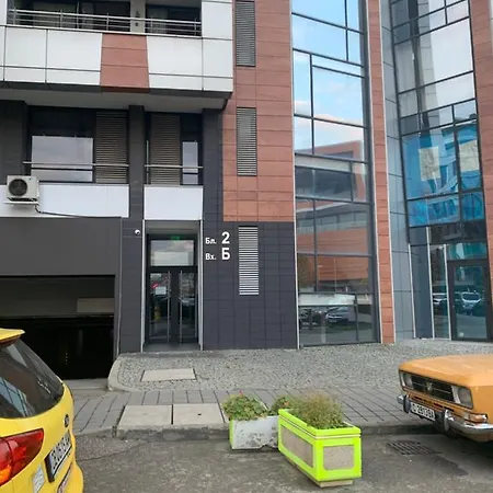 Appartement Sliver Next To Paradise Mall And Metro *